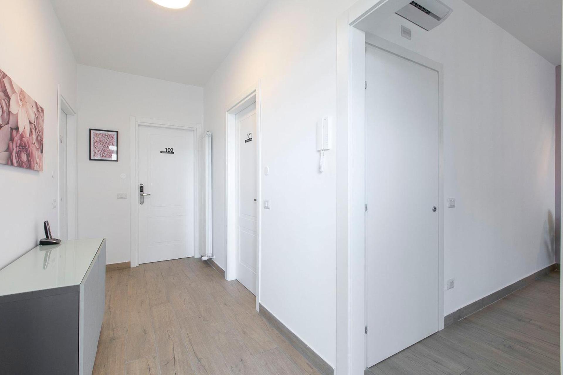 Domina Guest House Fiumicino Bagian luar foto