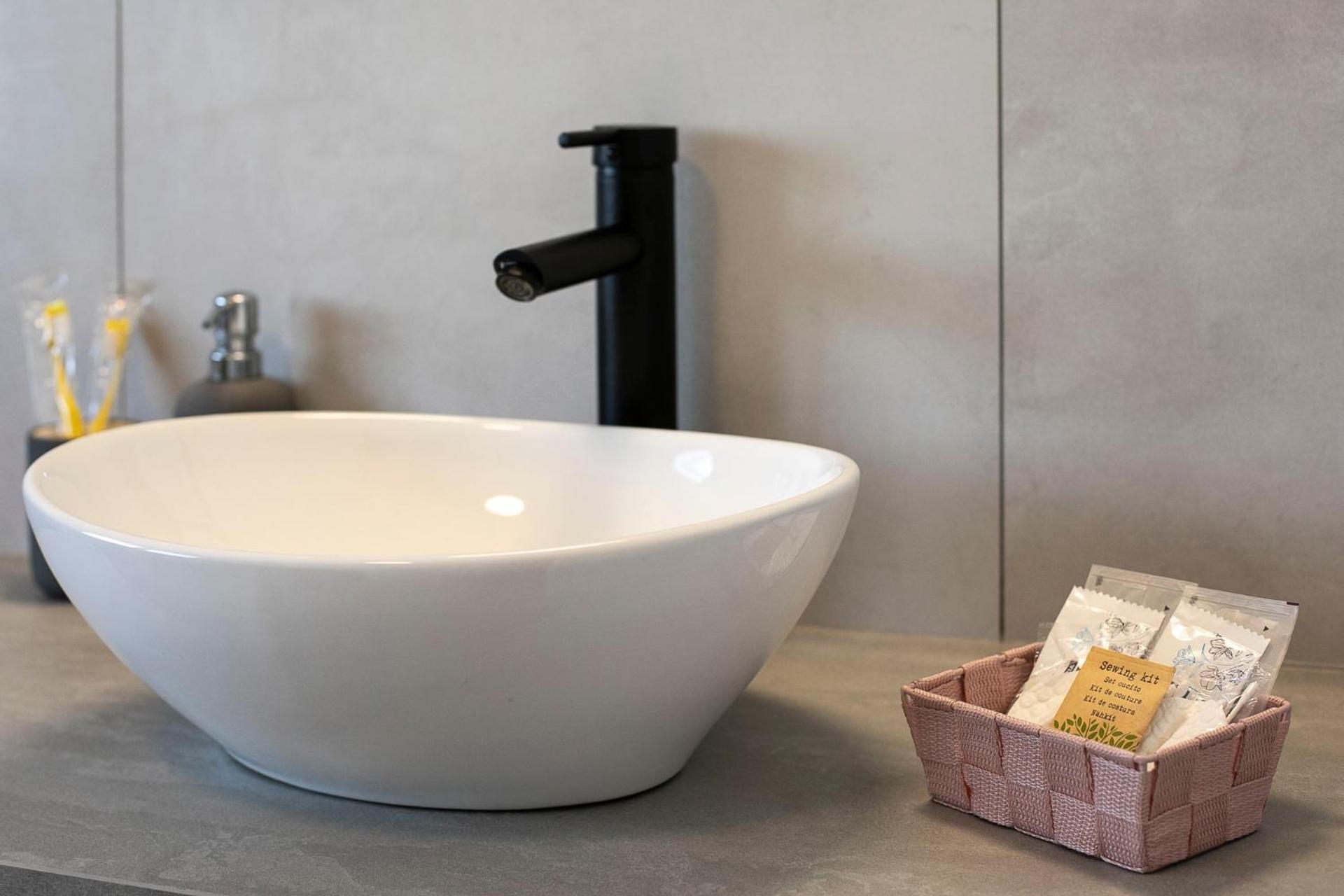Domina Guest House Fiumicino Bagian luar foto